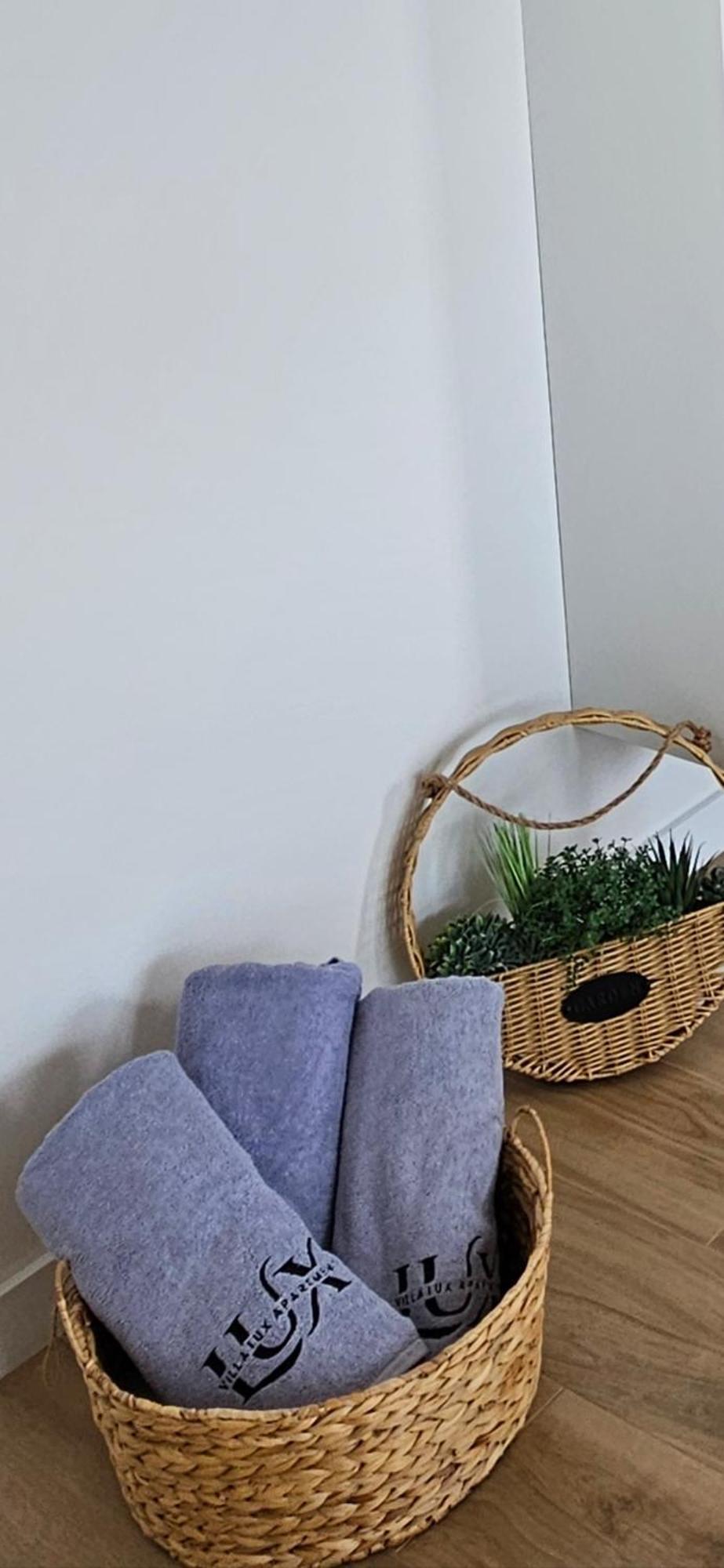 Villa Lux Apartments Rogoznica  Esterno foto